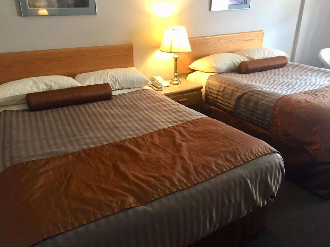 Avalon Inn 오소유스 외부 사진